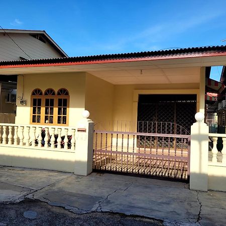 Pangkor Homestay Pekan Pangkor Exteriör bild